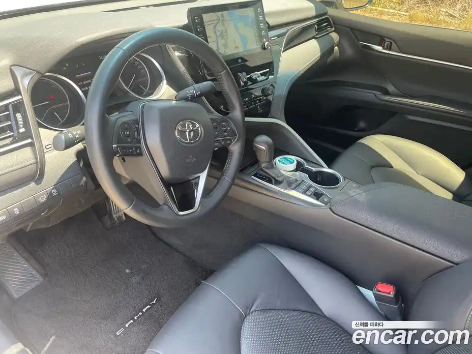 Toyota Camry 2024 2.5 гидро, фото 7