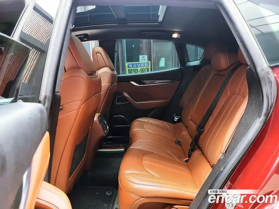 Maserati Levante 2017 3.0 гидро, фото 17
