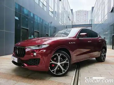 Maserati Levante 2017 3.0 гидро, миниатюра 2