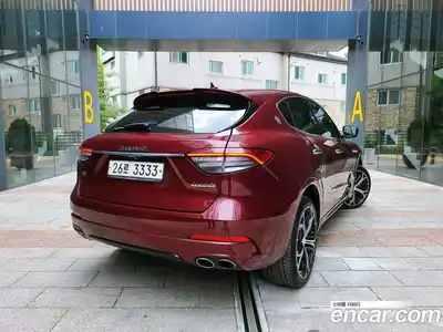 Maserati Levante 2017 3.0 гидро, миниатюра 3
