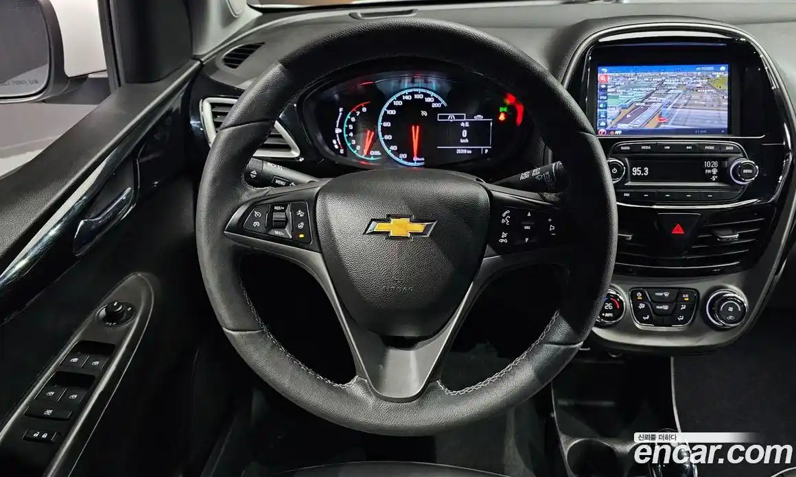 Chevrolet Spark 2019 1.0 автомат (гидро), фото 13