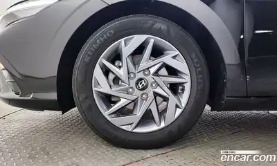 Hyundai Avante 2023 1.6 автомат (гидро), миниатюра 5