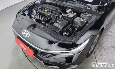 Hyundai Avante 2023 1.6 автомат (гидро), миниатюра 6