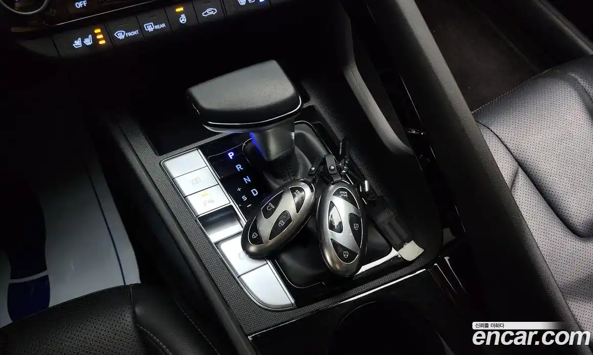 Hyundai Avante 2023 1.6 автомат (гидро), фото 9