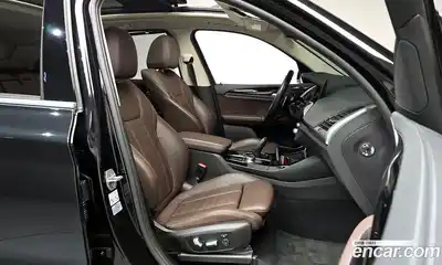 BMW X3 2019 2.0 автомат (гидро), миниатюра 9