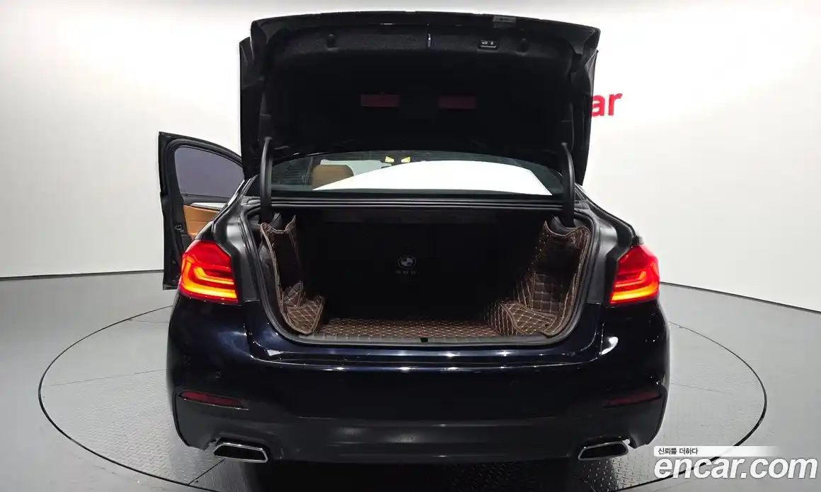 BMW 5 серия 2017 2.0 автомат (гидро), фото 20