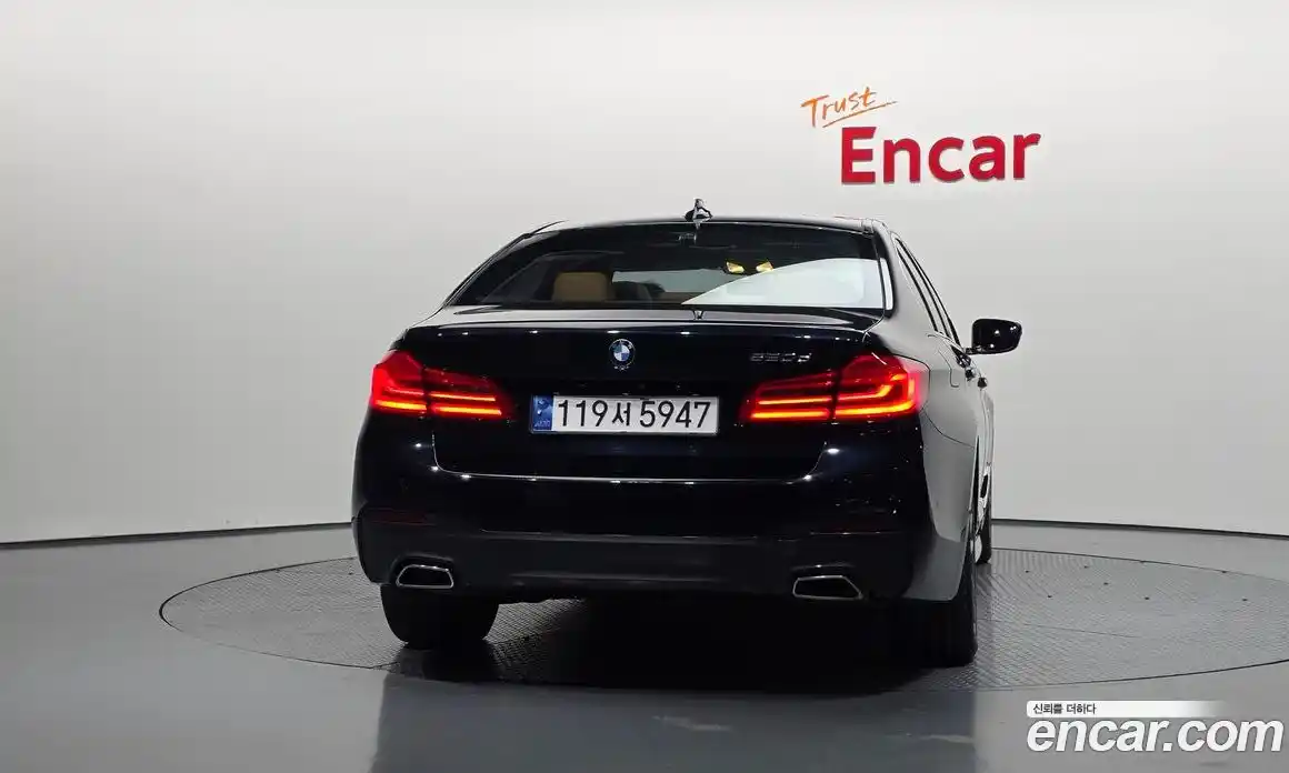 BMW 5 серия 2017 2.0 автомат (гидро), фото 4
