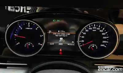 Kia Carnival 2020 2.2 автомат (гидро), миниатюра 8