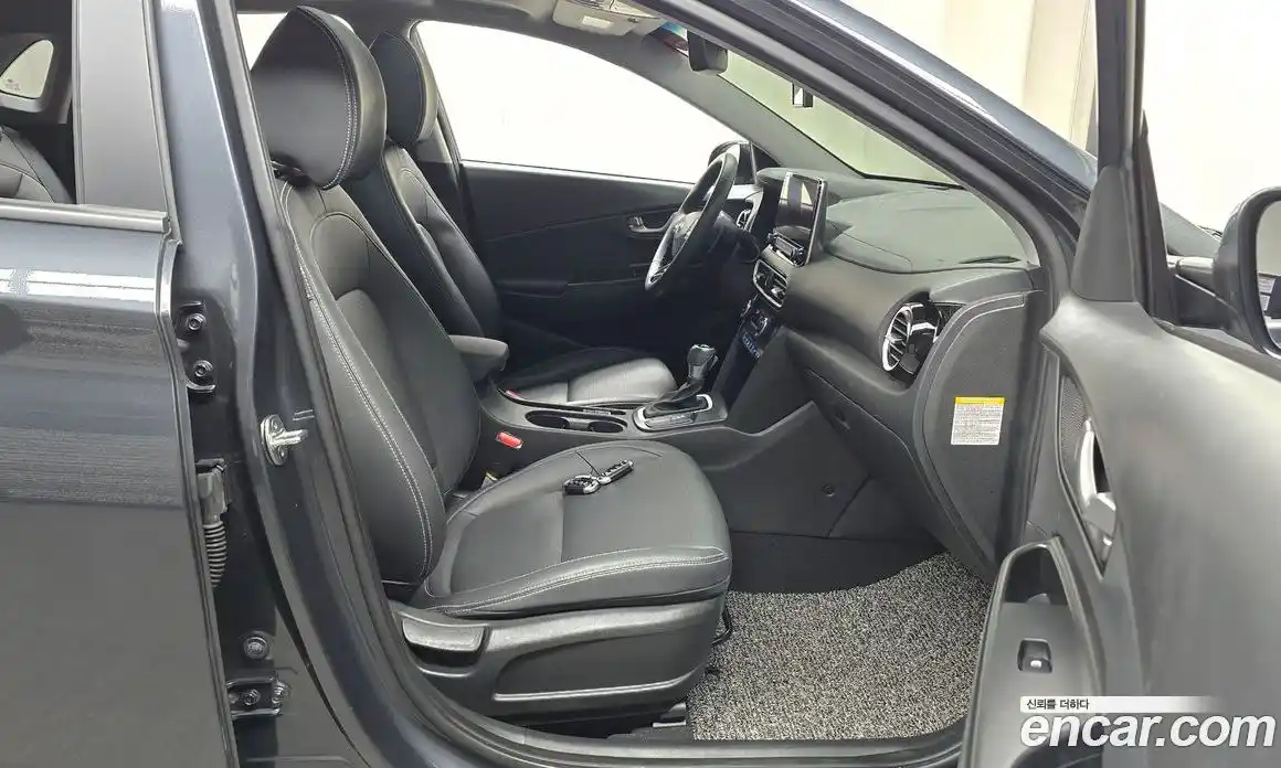 Hyundai Kona 2019 1.6 автомат (гидро), фото 11
