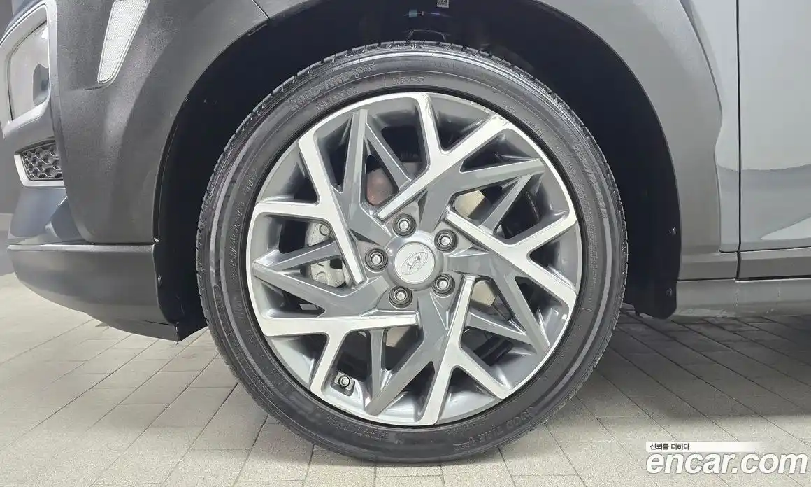 Hyundai Kona 2019 1.6 автомат (гидро), фото 5