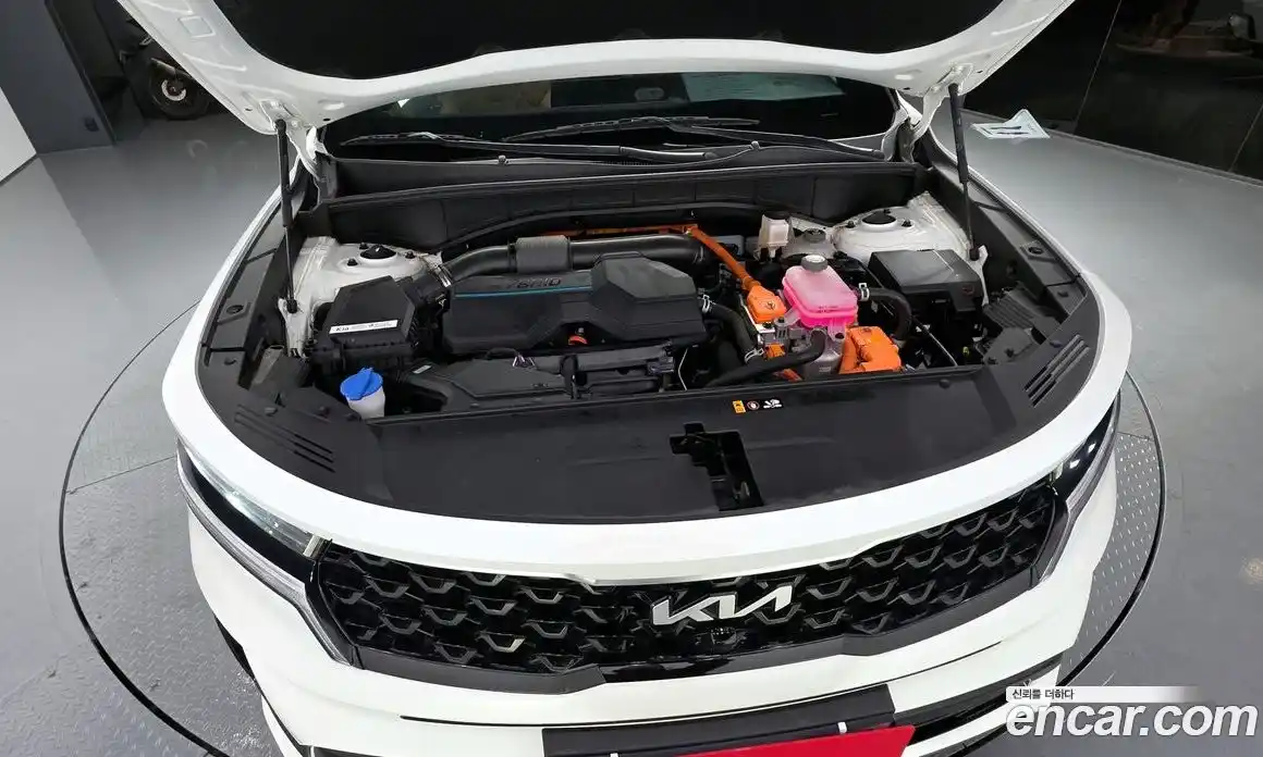 Kia Sorento 2023 1.6 автомат (гидро), фото 6
