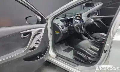 Hyundai Avante 2013 1.6 автомат (гидро), миниатюра 10
