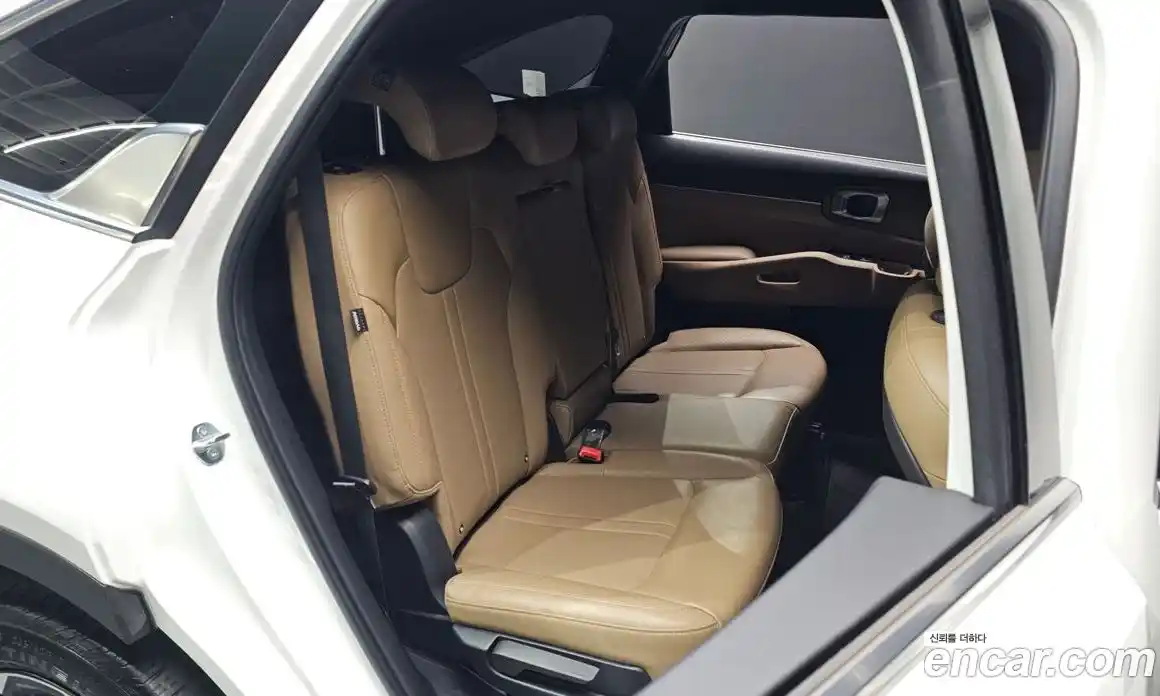 Kia Sorento 2023 2.2 автомат (гидро), фото 12