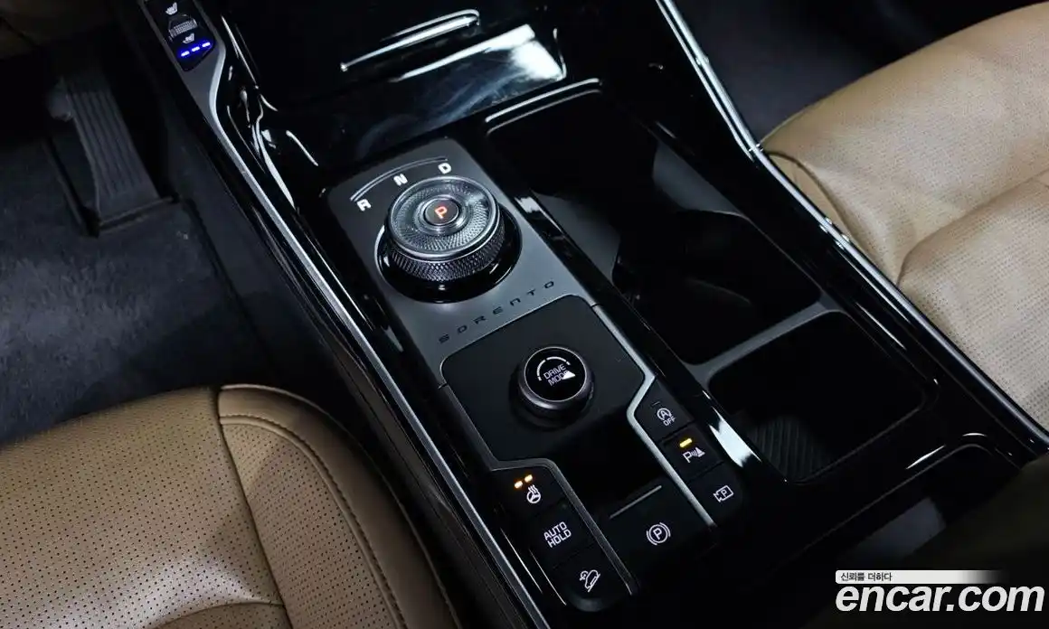 Kia Sorento 2023 2.2 автомат (гидро), фото 9