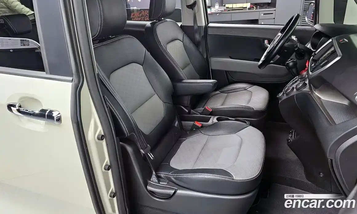 Kia Ray 2020 1.0 автомат (гидро), фото 10