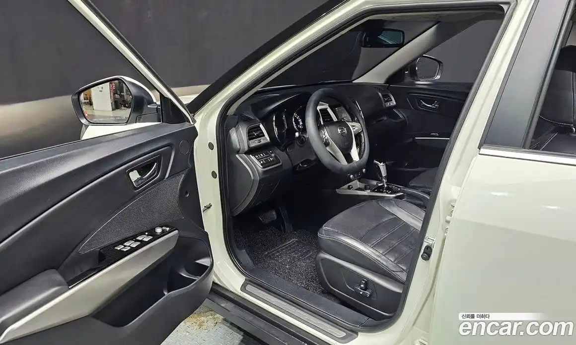 SsangYong TIBOLI 2015 1.6 автомат (гидро), фото 11