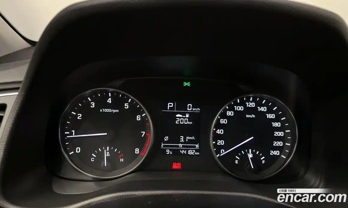 Hyundai Avante 2015 1.6 автомат (гидро), фото 8