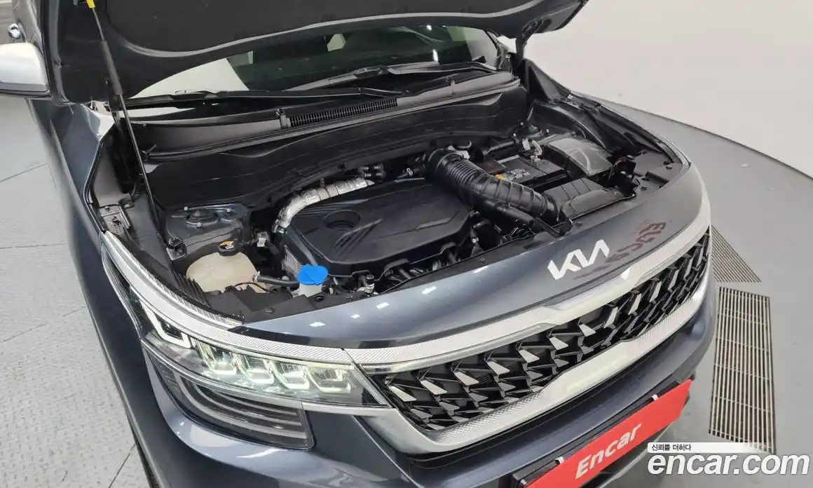 Kia Seltos 2021 1.6 автомат (гидро), фото 6