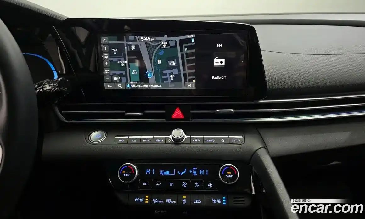 Hyundai Avante 2023 1.6 автомат (гидро), фото 14