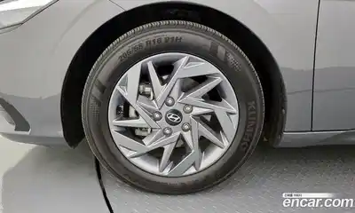 Hyundai Avante 2023 1.6 автомат (гидро), миниатюра 5