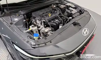 Hyundai Avante 2023 1.6 автомат (гидро), миниатюра 6