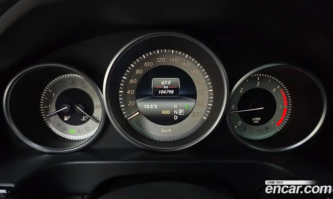 Mercedes-Benz E-Class 2015 2.1 автомат (гидро), фото 8