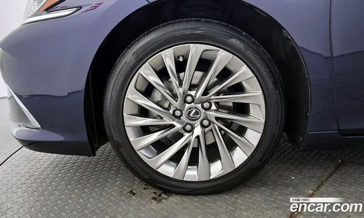 Lexus ES 2018 2.5 гидро, фото 5