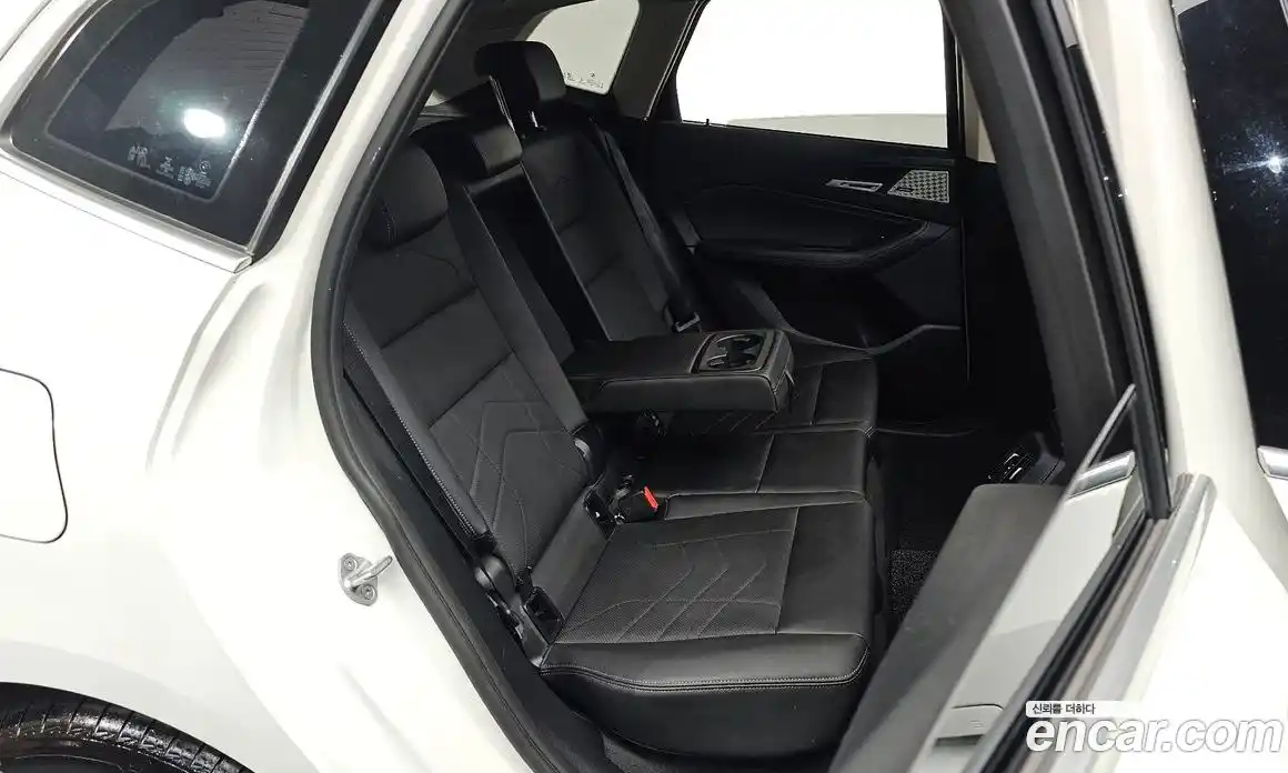 BMW 2 серия 2023 2.0 автомат (гидро), фото 11