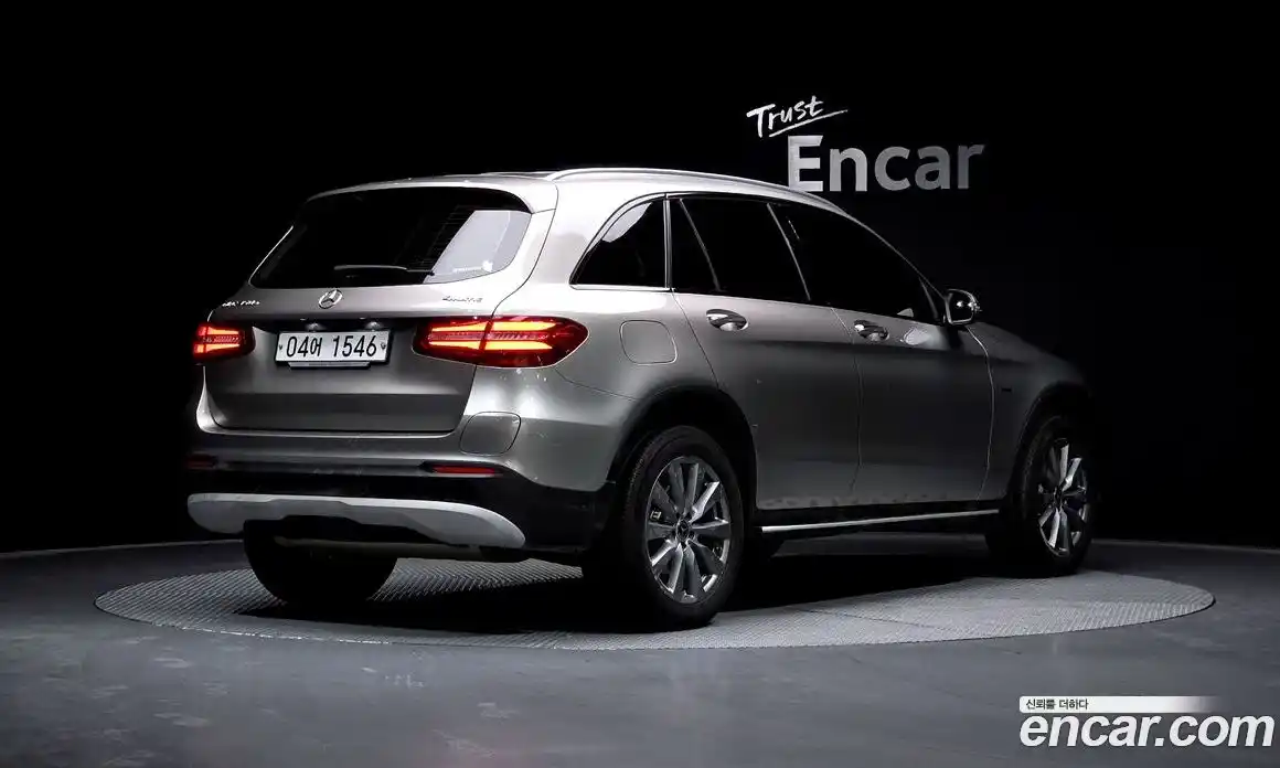 Mercedes-Benz GLC-Class 2019 2.0 гидро, фото 2 Mercedes-Benz GLC-Class 2019 2.0 гидро, фото 2