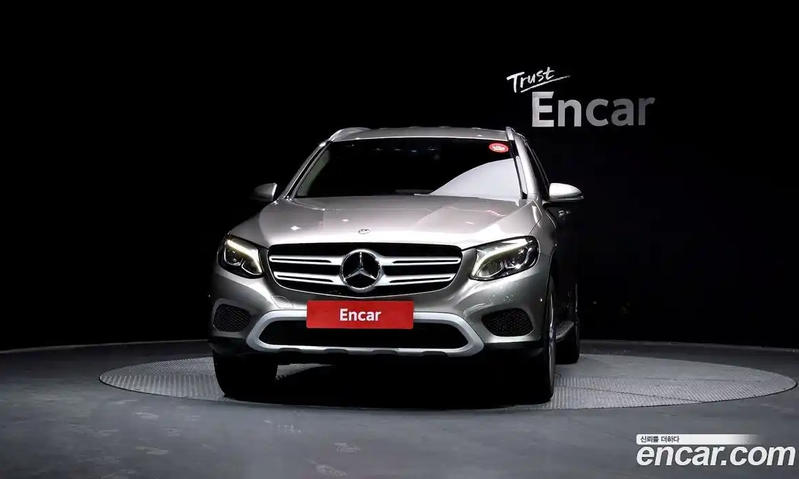 Mercedes-Benz GLC-Class 2019 2.0 гидро, фото 3 Mercedes-Benz GLC-Class 2019 2.0 гидро, фото 3