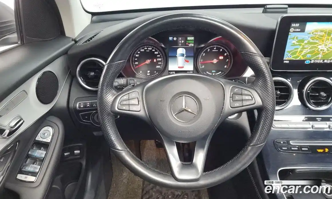 Mercedes-Benz GLC-Class 2018 2.0 гидро, фото 13 Mercedes-Benz GLC-Class 2018 2.0 гидро, фото 13