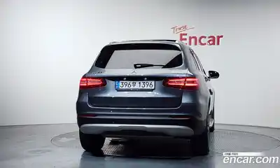 Mercedes-Benz GLC-Class 2018 2.0 гидро, миниатюра 4 Mercedes-Benz GLC-Class 2018 2.0 гидро, миниатюра 4