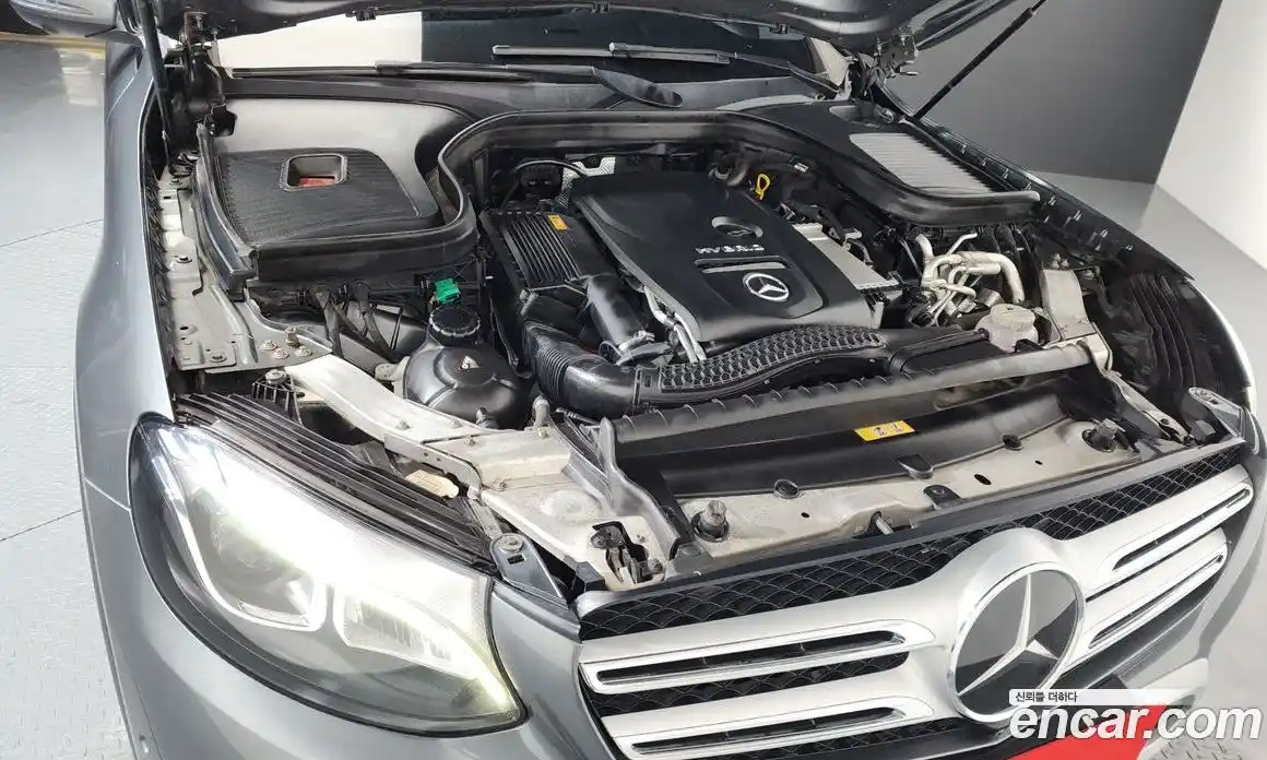 Mercedes-Benz GLC-Class 2018 2.0 гидро, фото 6 Mercedes-Benz GLC-Class 2018 2.0 гидро, фото 6
