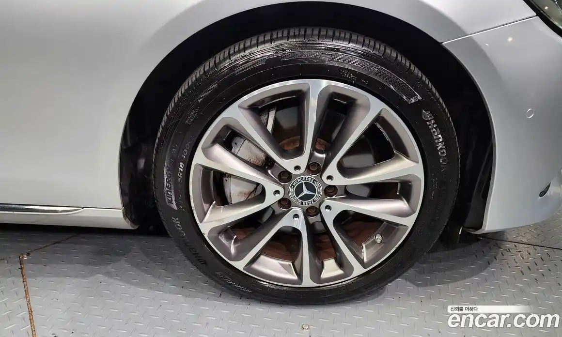 Mercedes-Benz E-Class 2017 2.0 автомат (гидро), фото 5