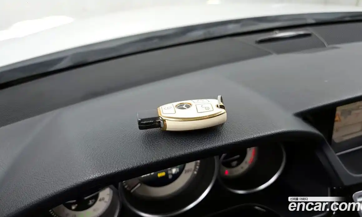 Mercedes-Benz E-Class 2014 2.1 автомат (гидро), фото 16