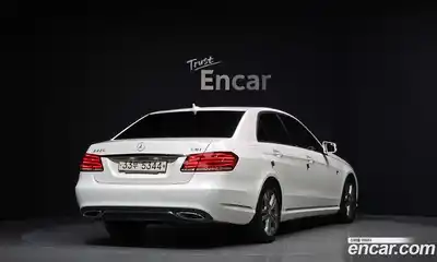 Mercedes-Benz E-Class 2014 2.1 автомат (гидро), миниатюра 2