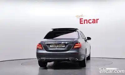 Mercedes-Benz E-Class 2020 3.0 гидро, миниатюра 4 Mercedes-Benz E-Class 2020 3.0 гидро, миниатюра 4