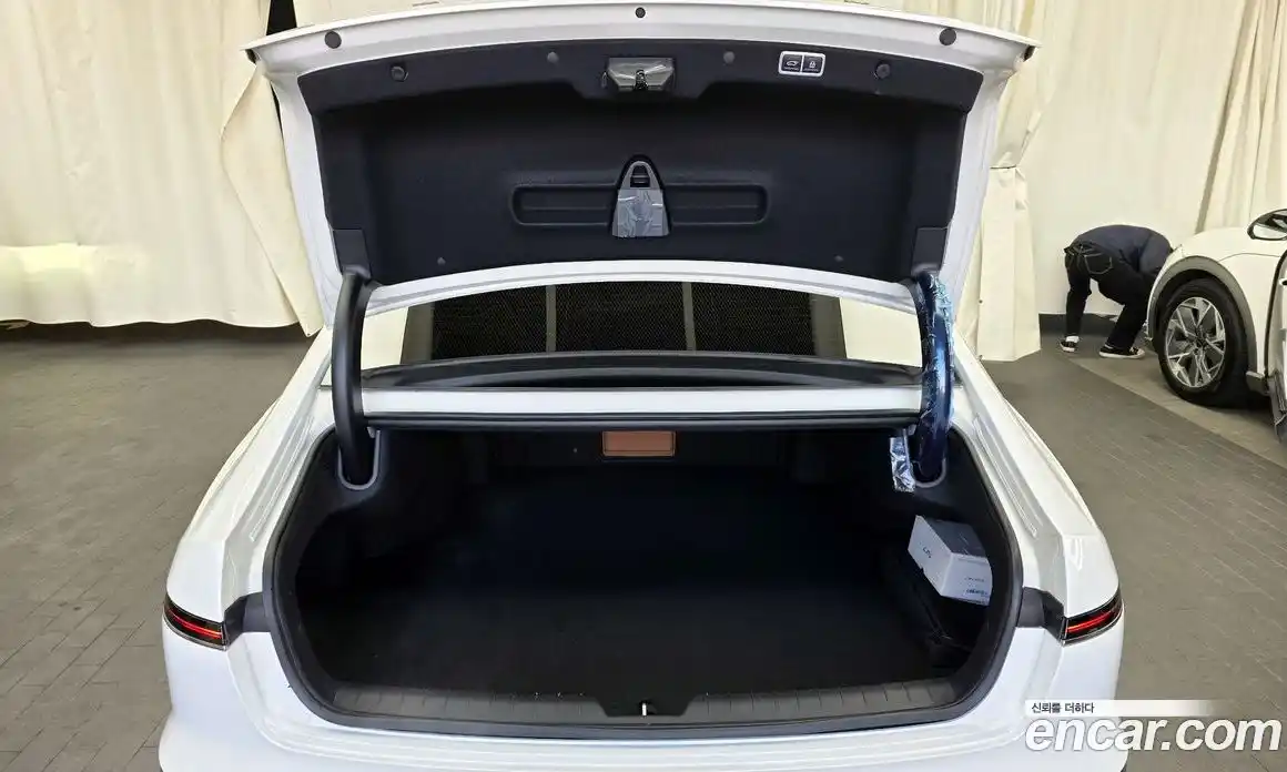 Hyundai Grandeur 2023 3.5 автомат (гидро), фото 20