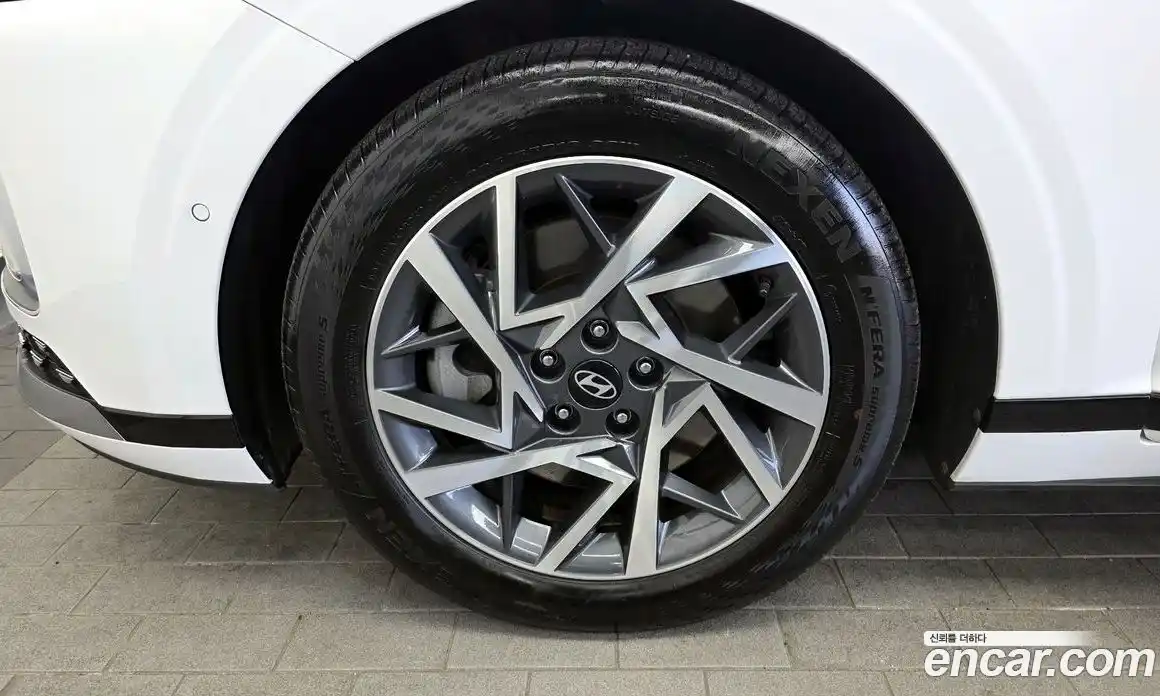 Hyundai Grandeur 2023 3.5 автомат (гидро), фото 5