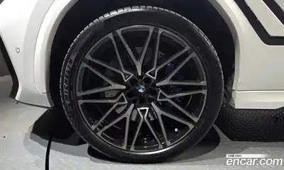 BMW X6M 2022 4.4 автомат (гидро), миниатюра 5
