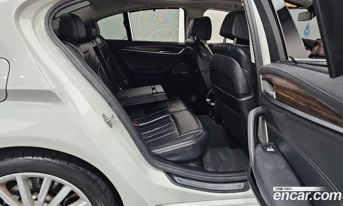 BMW 5 серия 2022 2.0 автомат (гидро), фото 16
