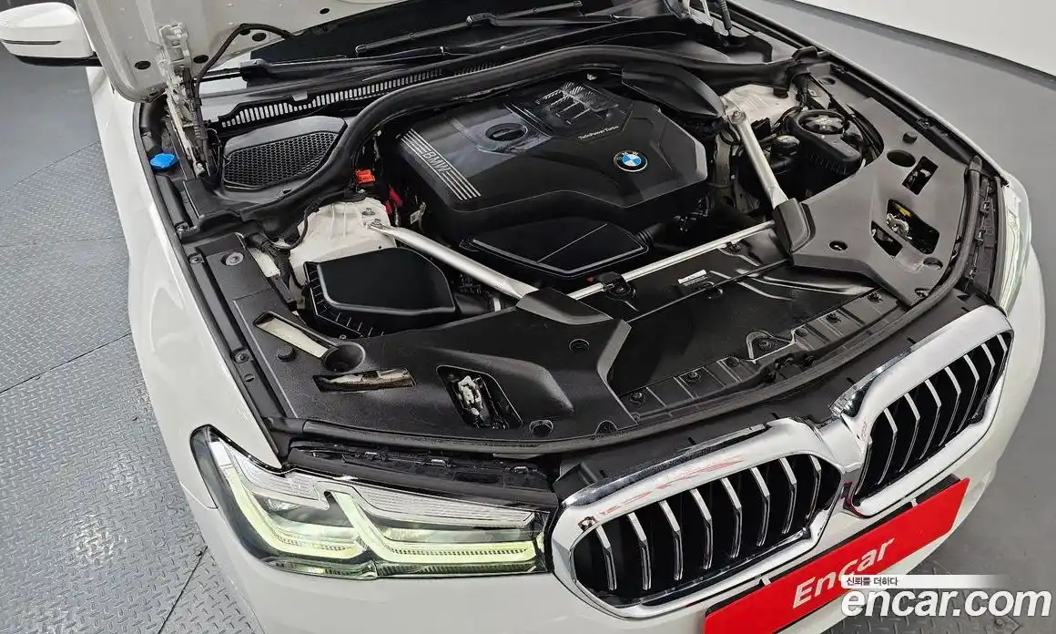 BMW 5 серия 2022 2.0 автомат (гидро), фото 5