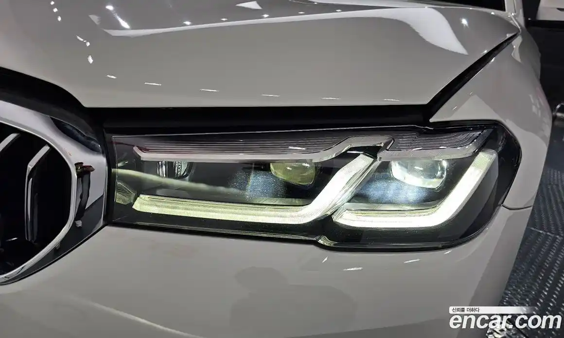 BMW 5 серия 2022 2.0 автомат (гидро), фото 7