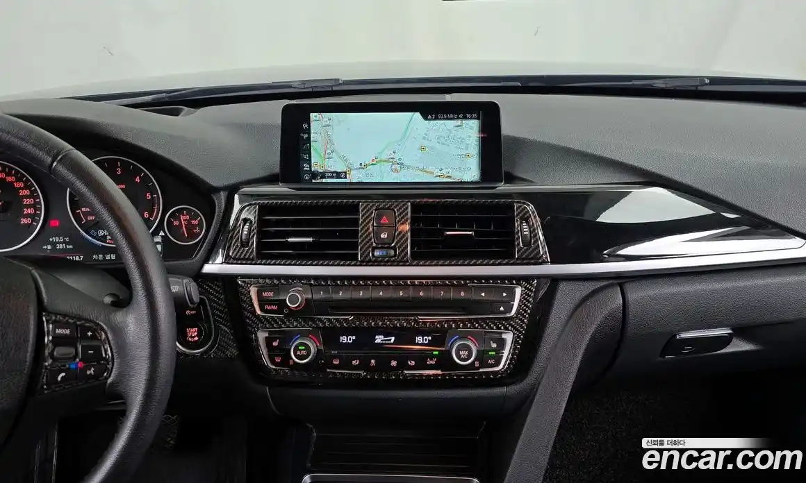 BMW 3 серия 2017 2.0 автомат (гидро), фото 12