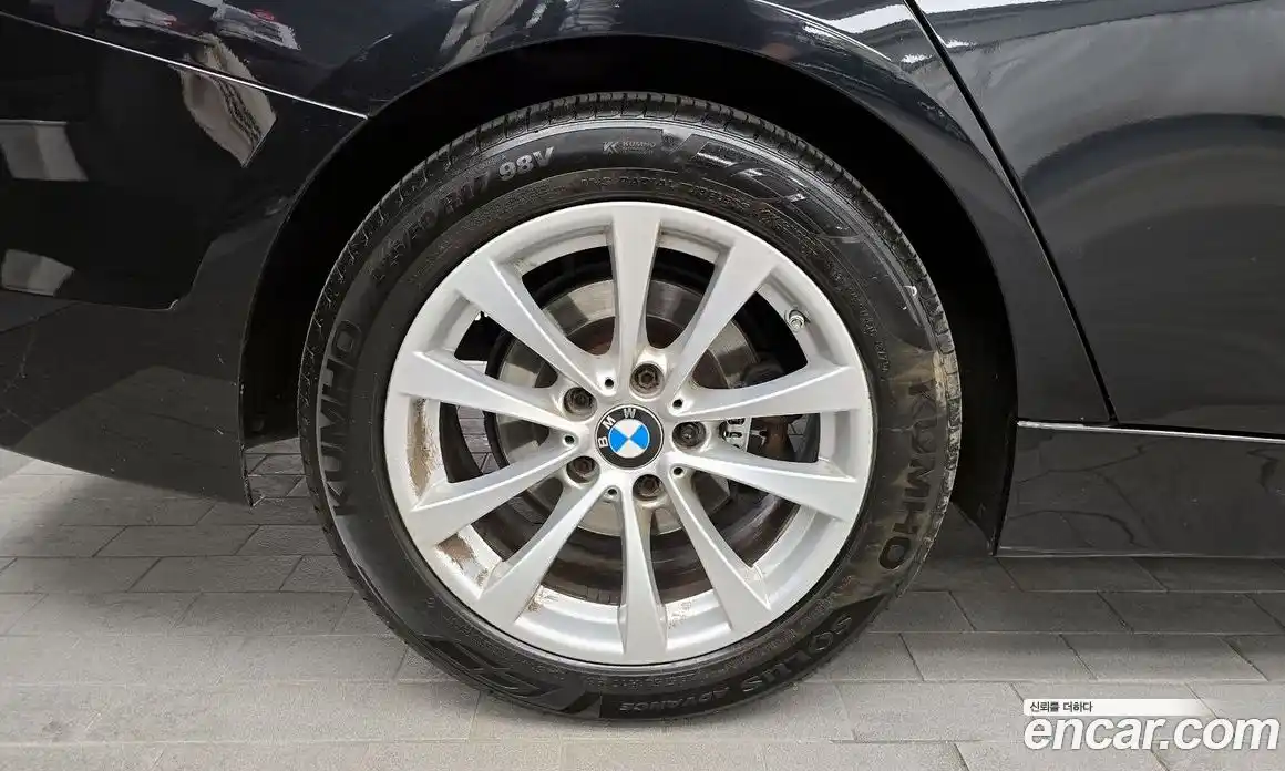 BMW 3 серия 2017 2.0 автомат (гидро), фото 5