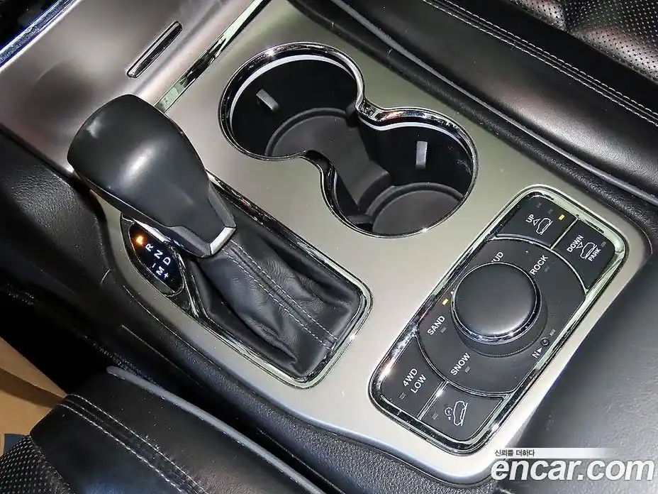 Jeep Cherokee 2019 3.6 автомат (гидро), фото 12