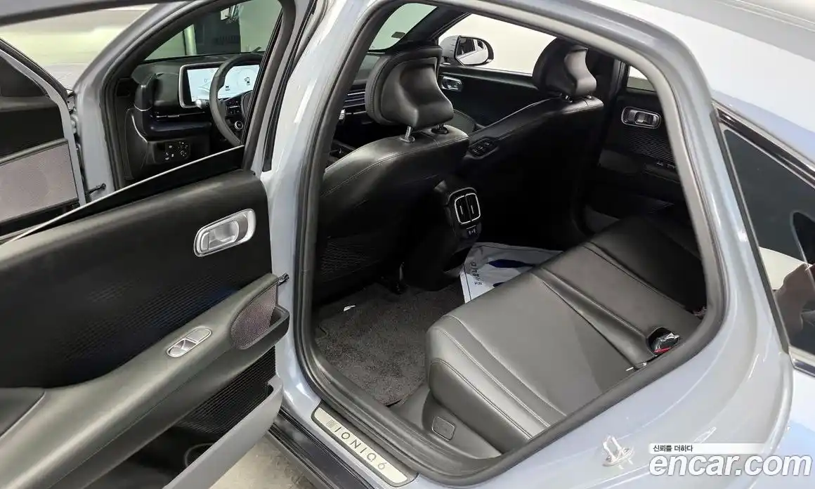 Hyundai Ioniq 6 2023 0.1 автомат (гидро), фото 11