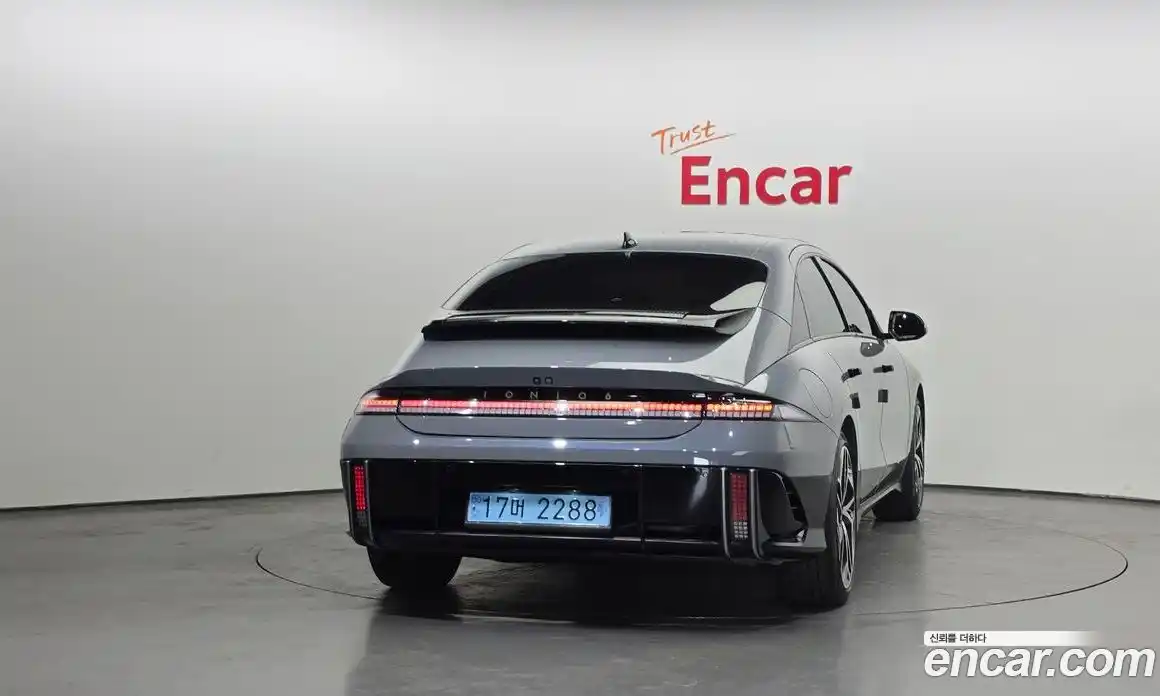 Hyundai Ioniq 6 2023 0.1 автомат (гидро), фото 4