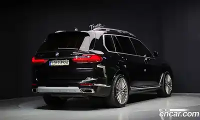 BMW X7 2021 3.0 автомат (гидро), миниатюра 2
