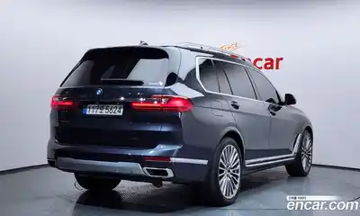 BMW X7 2022 3.0 автомат (гидро), миниатюра 2
